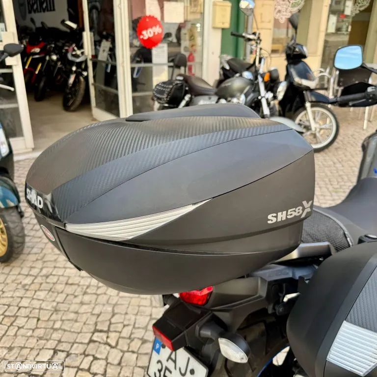 Suzuki DL 650 V-Strom - 21