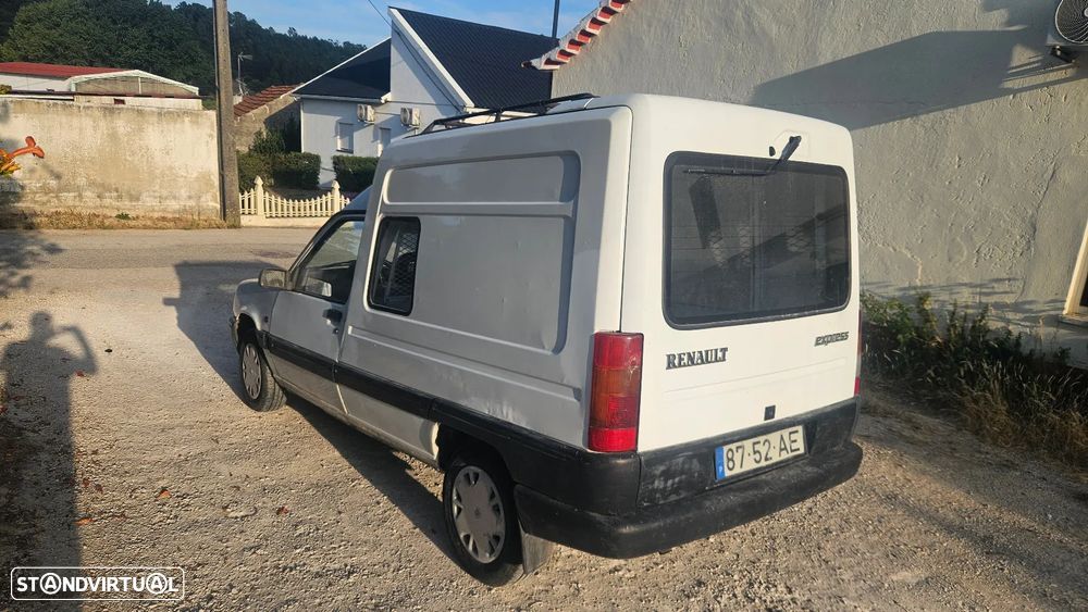 Renault Express - 5
