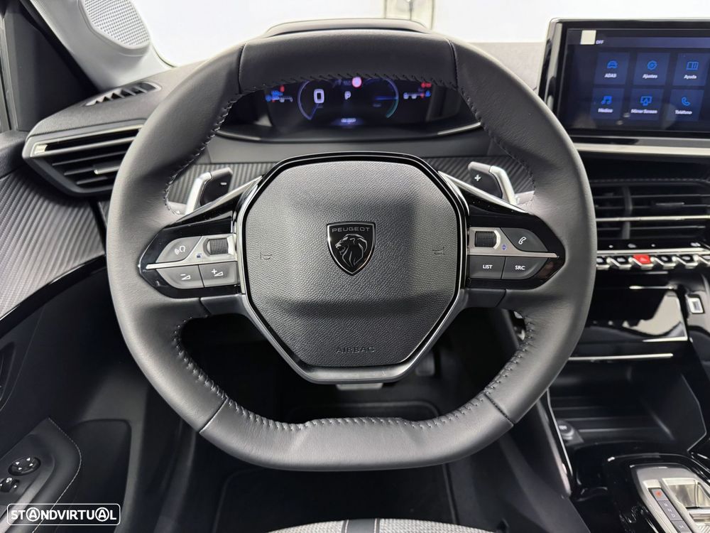 Peugeot 208 1.2 Hybrid Allure e-DCS6 - 12