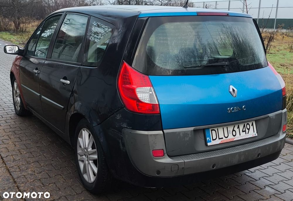 Renault Scenic 2.0 16V Avantage - 4