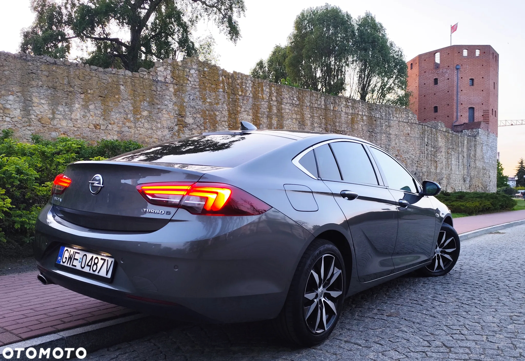 Opel Insignia 2.0 CDTI Innovation S&S - 4