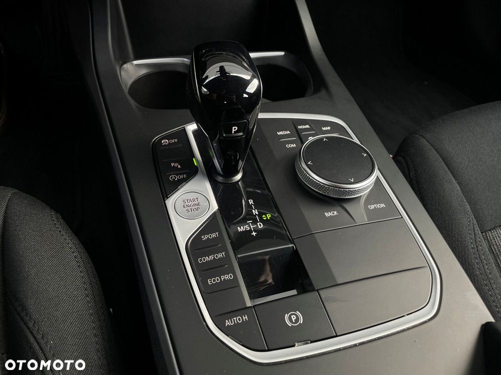 BMW Seria 1 - 16