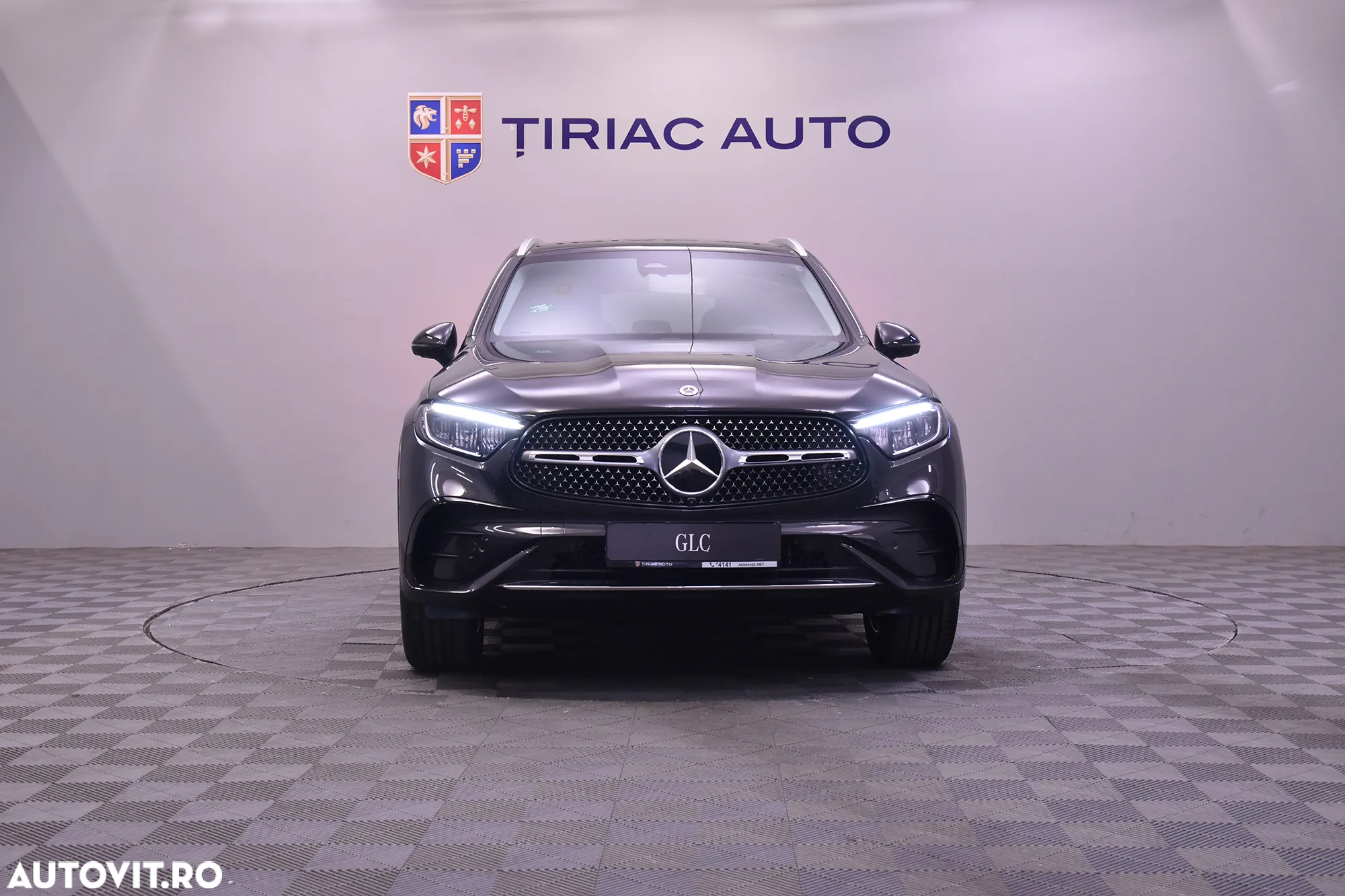 Mercedes-Benz GLC 300 e 4MATIC - 8