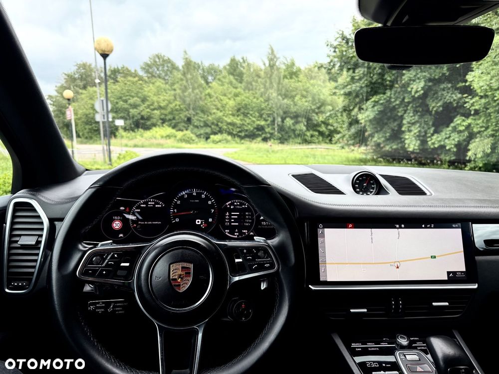 Porsche Cayenne - 17