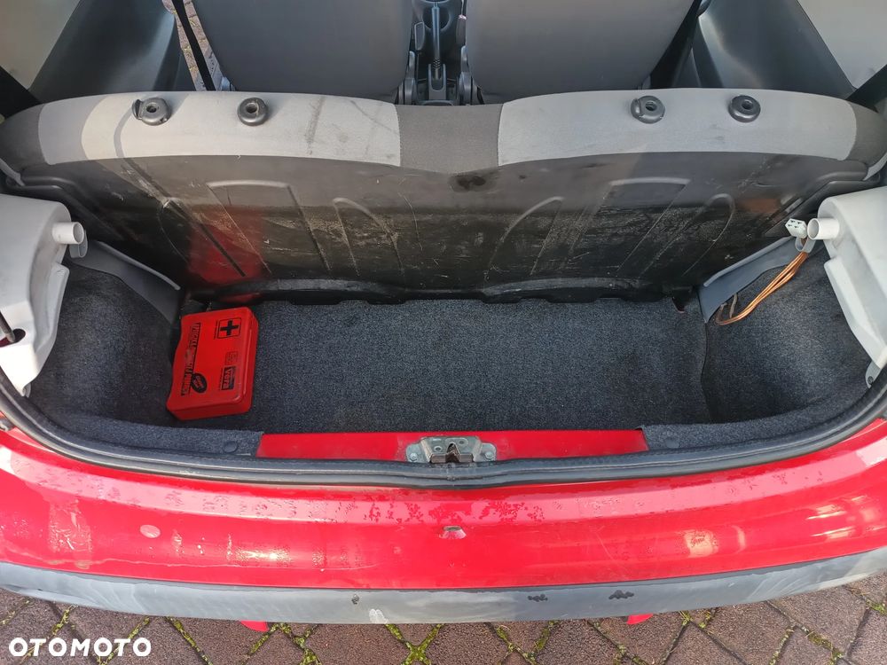 Peugeot 107 1.0 Happy - 12