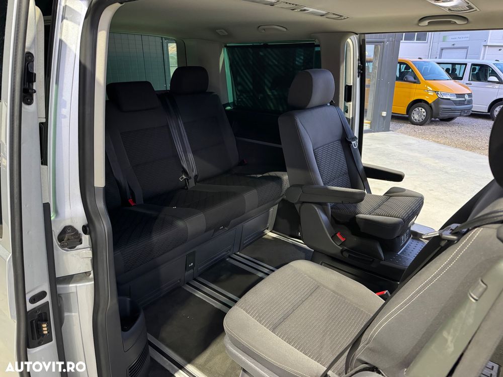 Volkswagen Multivan - 15