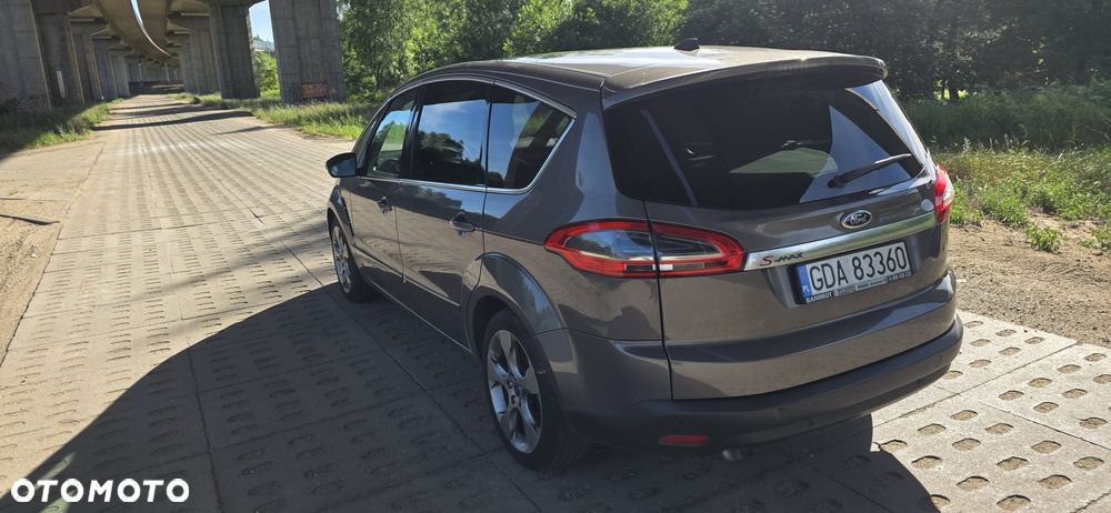 Ford S-Max 2.0 TDCi DPF Titanium - 25