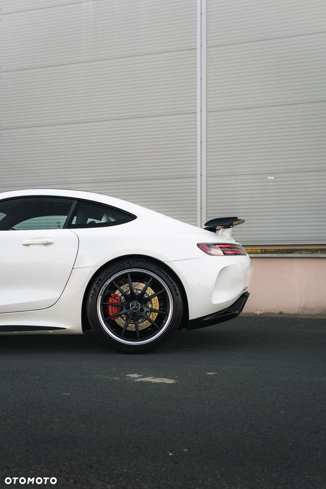 Mercedes-Benz AMG GT - 22