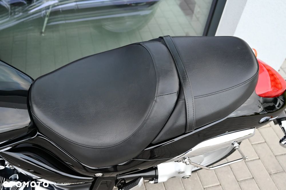 Suzuki Intruder - 30
