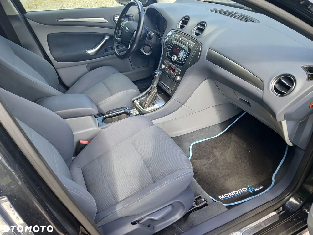 Ford Mondeo - 16
