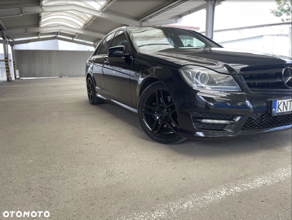Mercedes-Benz Klasa C 300 CDI 4Matic 7G-TRONIC Avantgarde Edition - 10