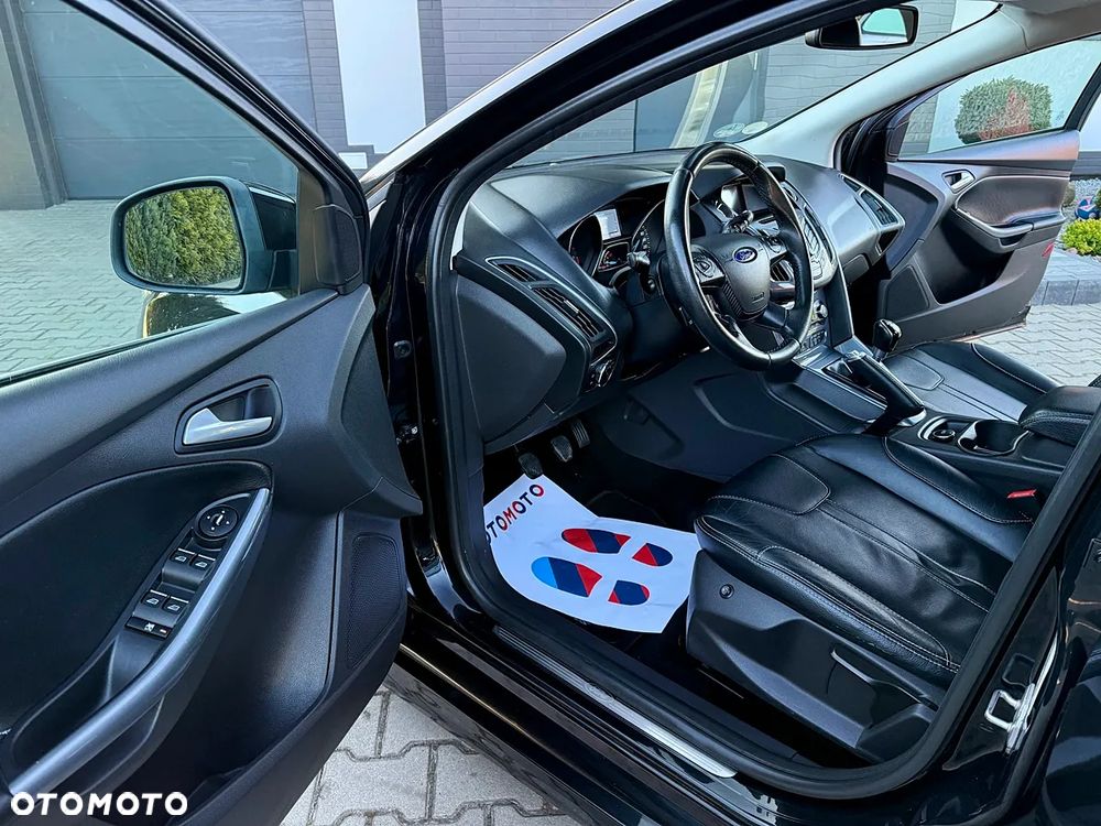 Ford Focus 1.6 TDCi ECOnetic 88g Start-Stopp-System Titanium - 16