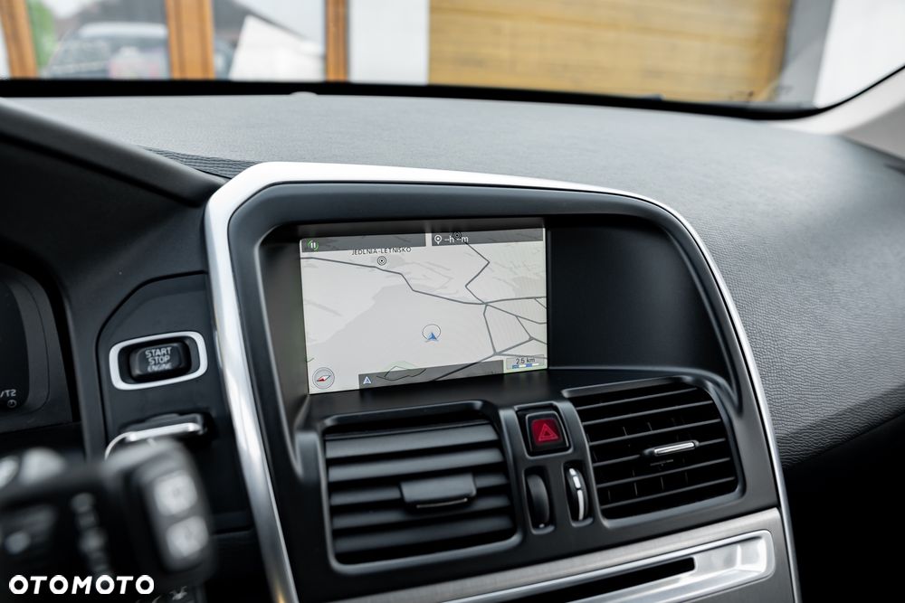 Volvo XC 60 D4 AWD Summum - 31