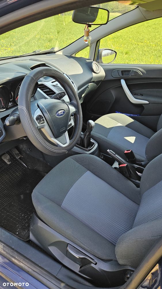 Ford Fiesta 1.4 TDCi Titanium - 11