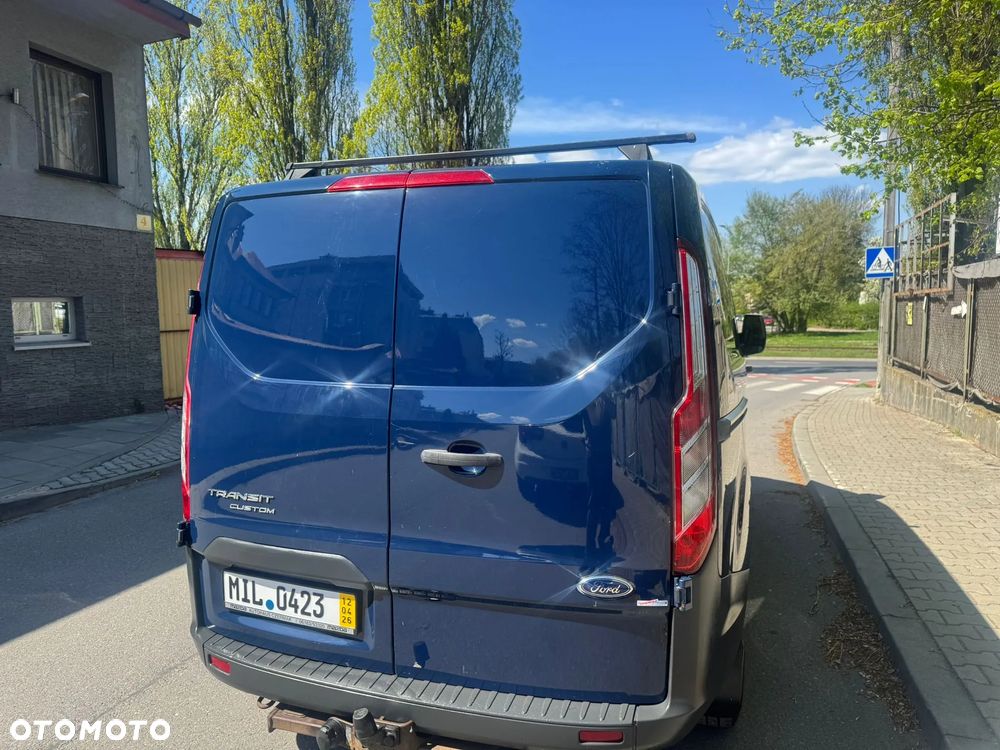 Ford TRANSIT CUSTOM - 4