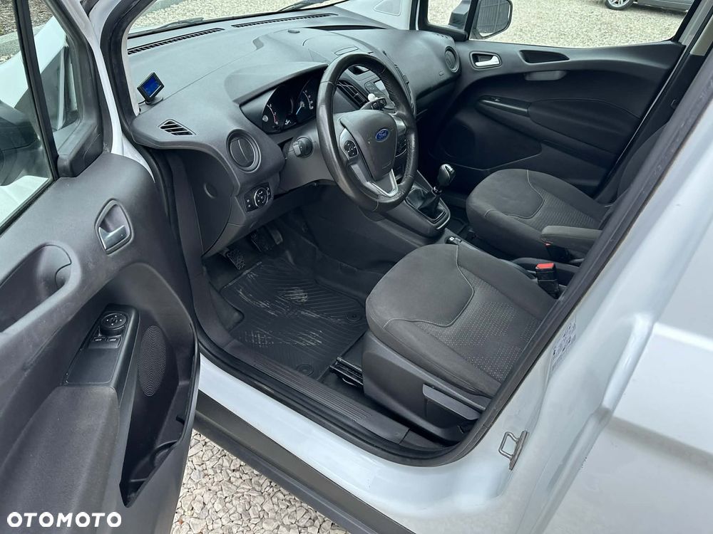 Ford TRANSIT COURIER - 9