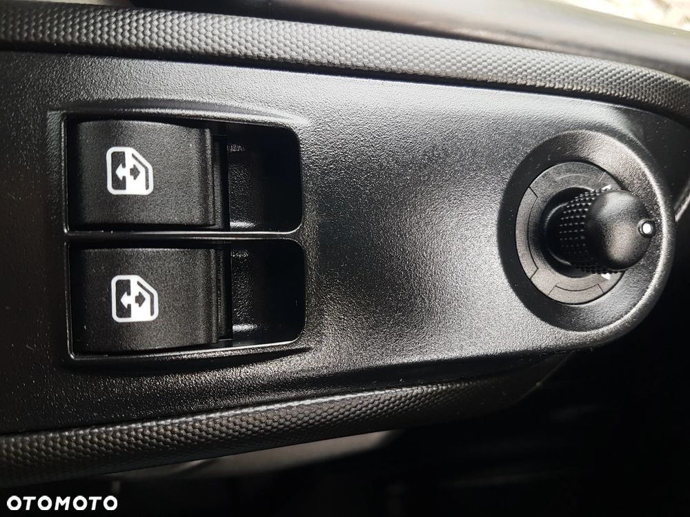 Iveco DAILY KONTENER NISKOPODŁOGOWY 4,43x2,23x2,42 SKLEP FOODTRUCK BAR KLIMA KONIOWÓZ KAMPER - 9