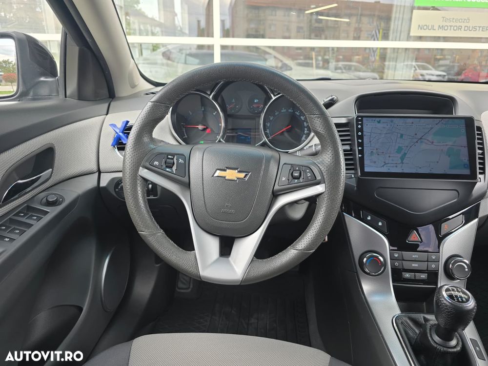 Chevrolet Cruze 2.0 LS Plus G1 - 10