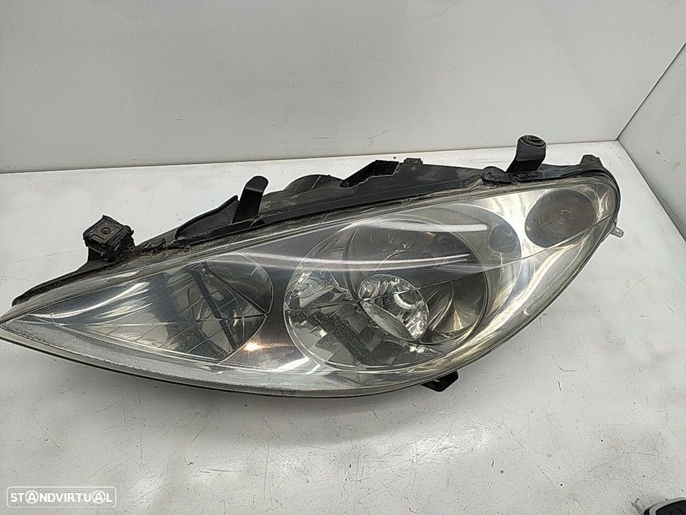 Farol Esquerdo Peugeot 307 Break (3E) - 2
