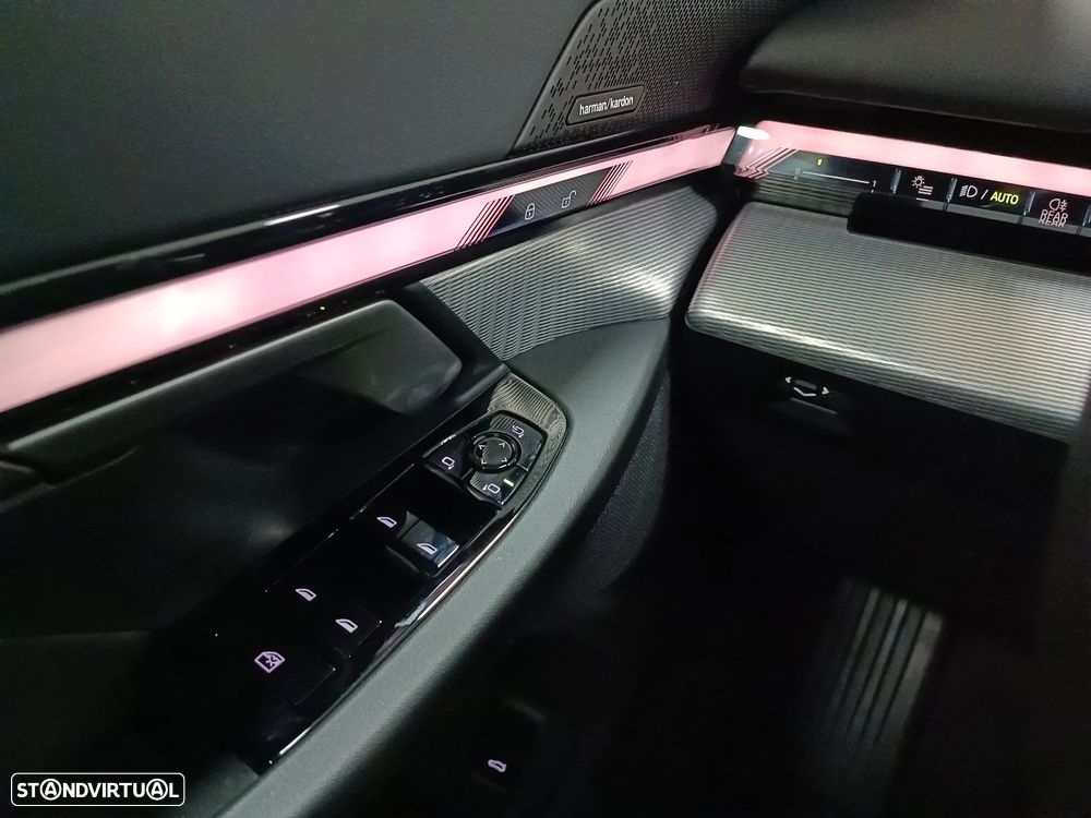 BMW 530 e xDrive Pack Desportivo M Pro - 23