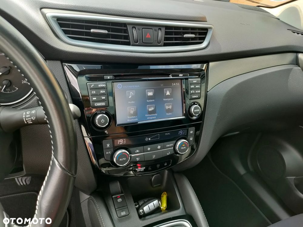 Nissan Qashqai 1.6 DIG-T Tekna - 20