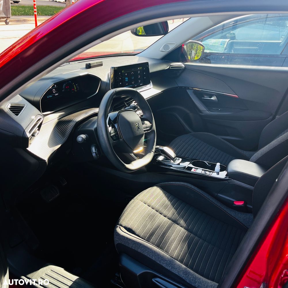 Peugeot 2008 50 kWh Allure - 14