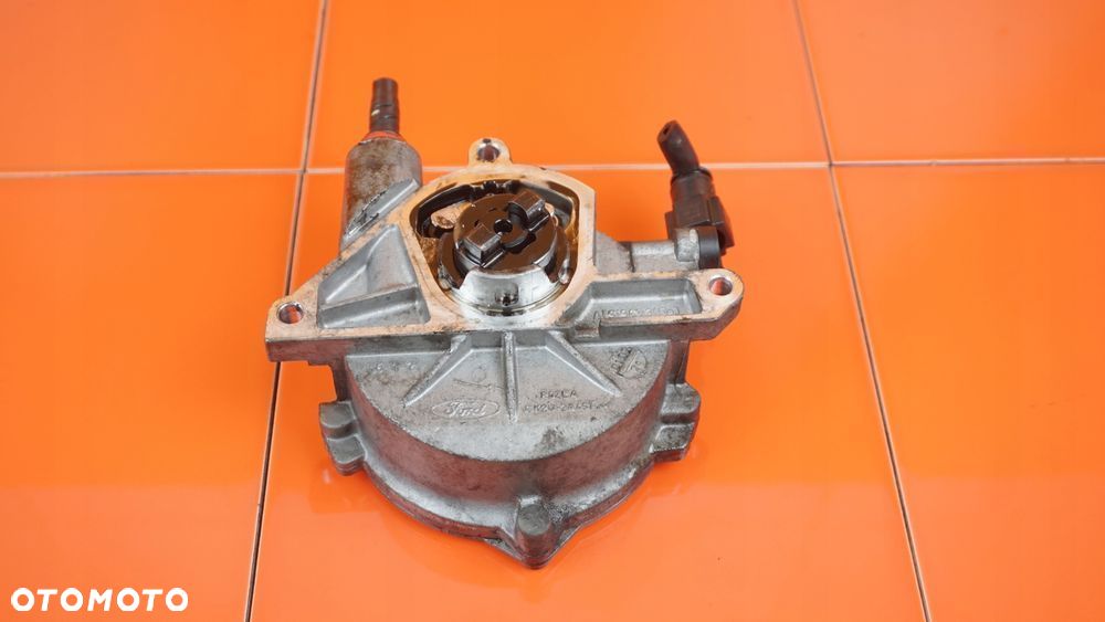 TRANSIT MK8 2.0 TDCI ECOBLUE 105KM18r YLF6 vacum pompa GK2Q2A451AE - 8