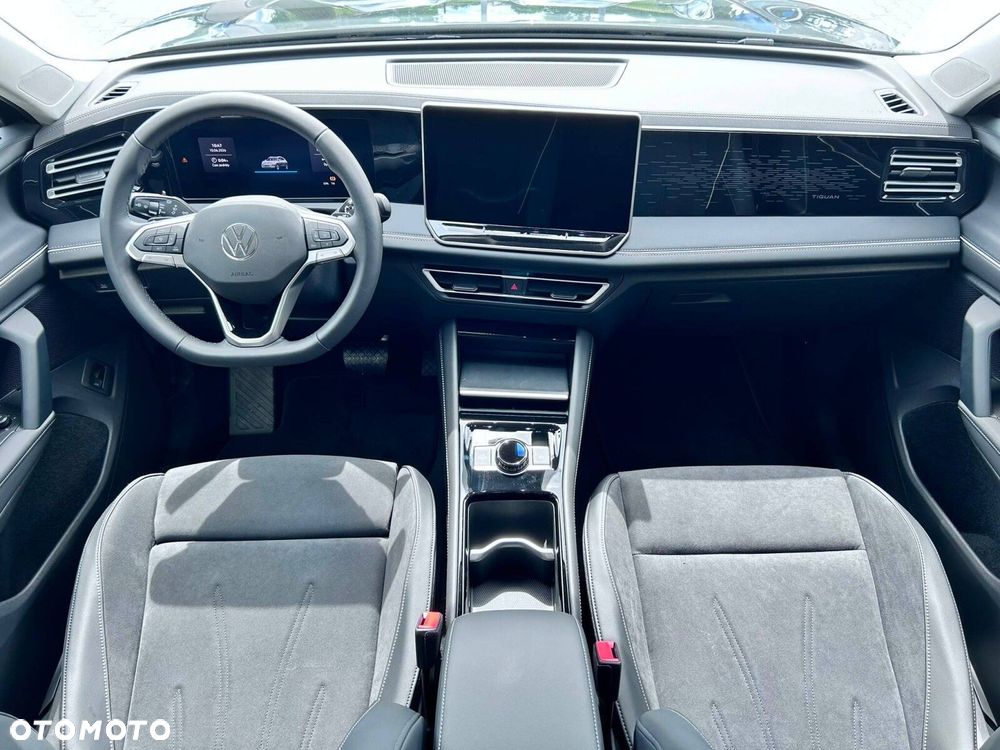 Volkswagen Tiguan - 17