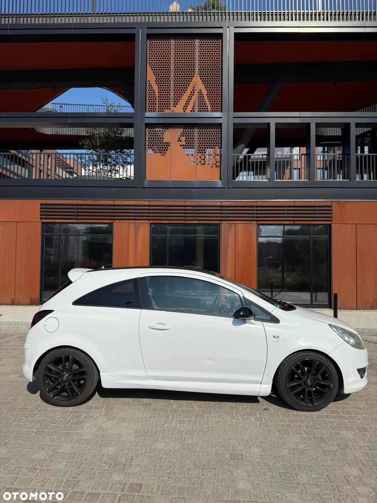 Opel Corsa 1.4 16V Limited Edition - 5