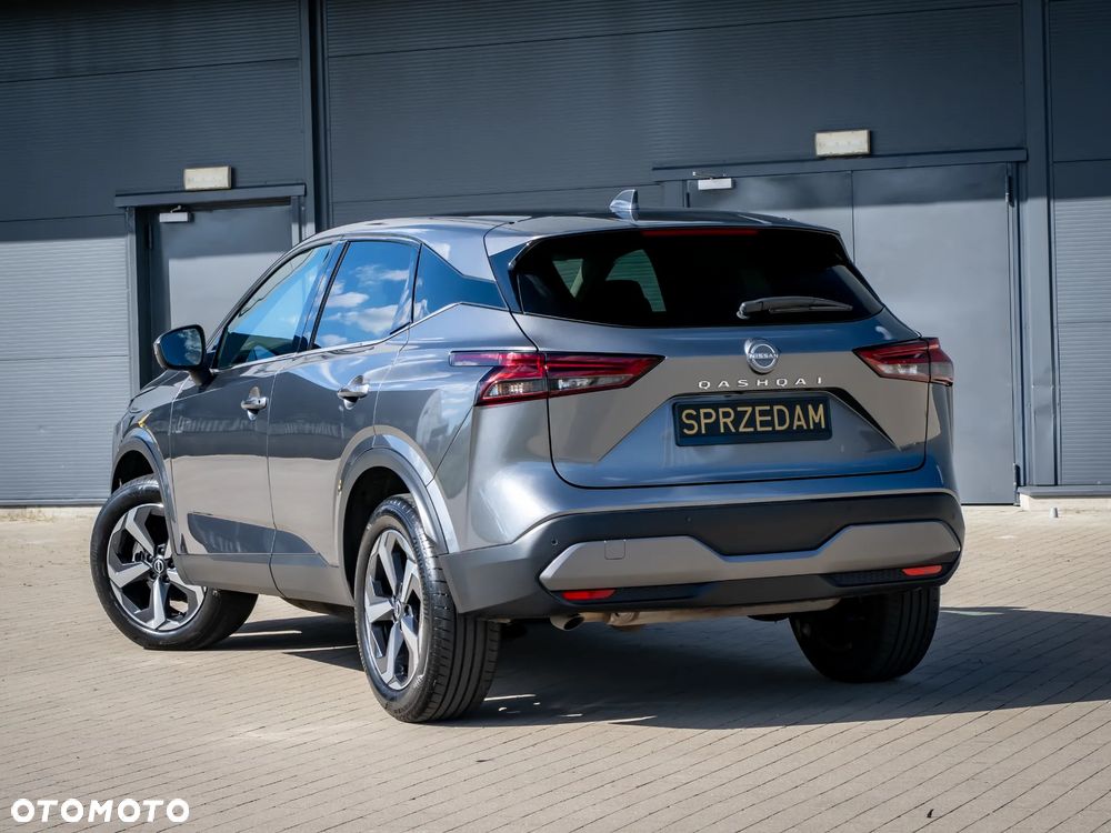 Nissan Qashqai 1.3 DIG-T MHEV Xtronic Tekna - 2