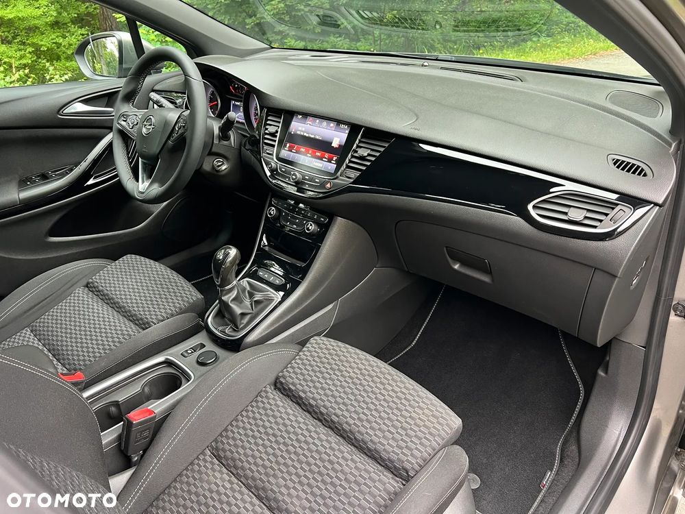 Opel Astra 1.4 Turbo Innovation - 22