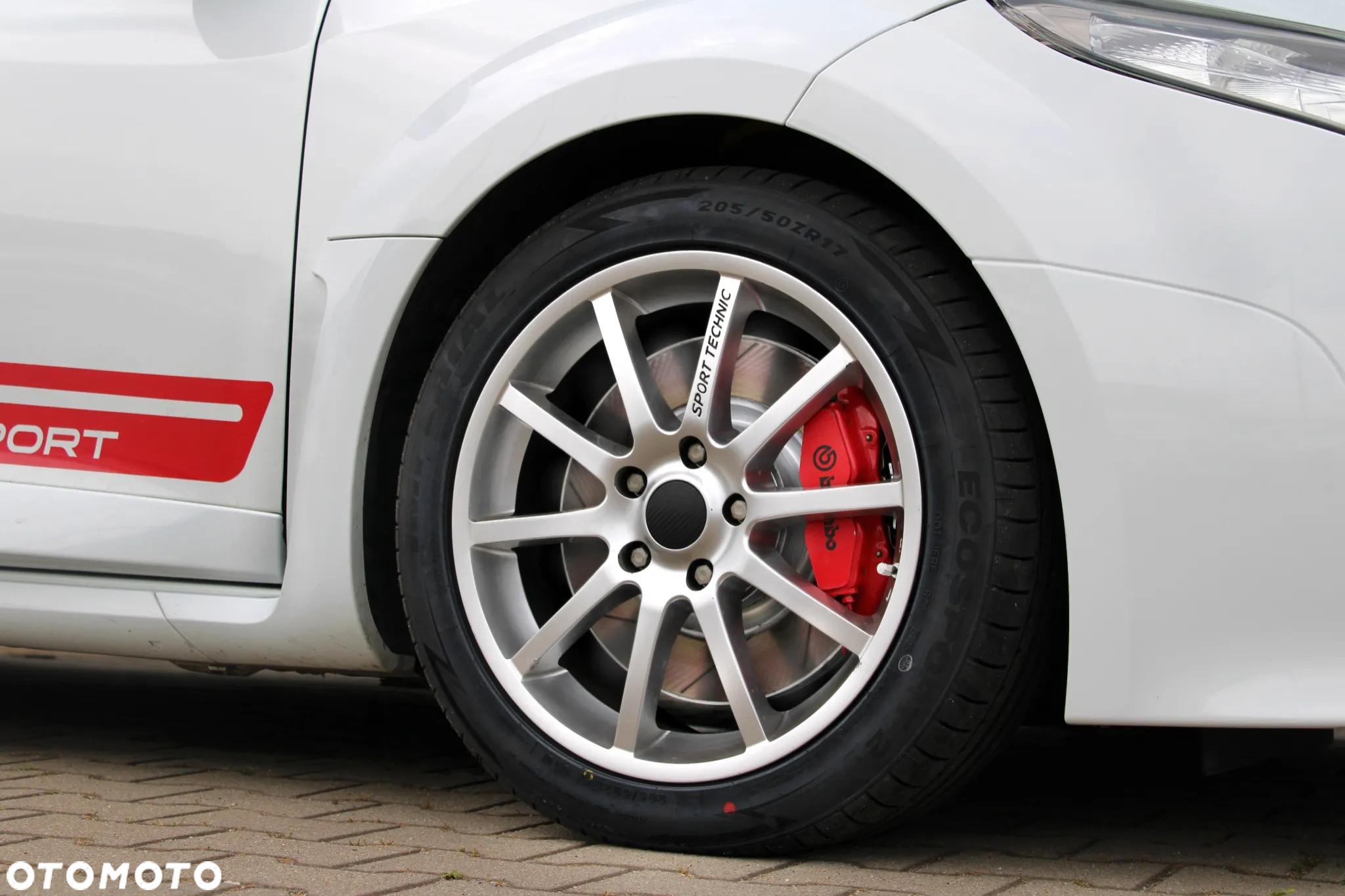 Renault Megane 2.0 16V RS - 13