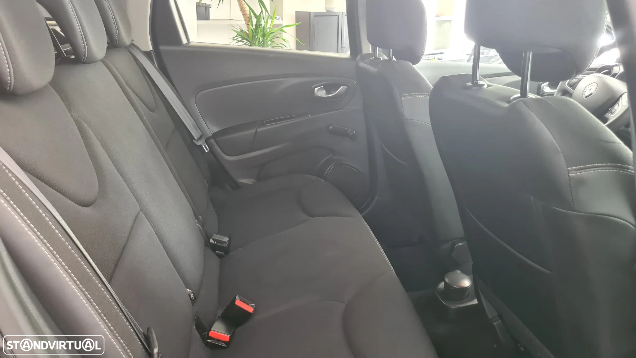 Renault Clio Sport Tourer 0.9 TCe Limited - 23