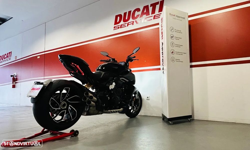 Ducati Diavel V4 Thrilling Black - 8