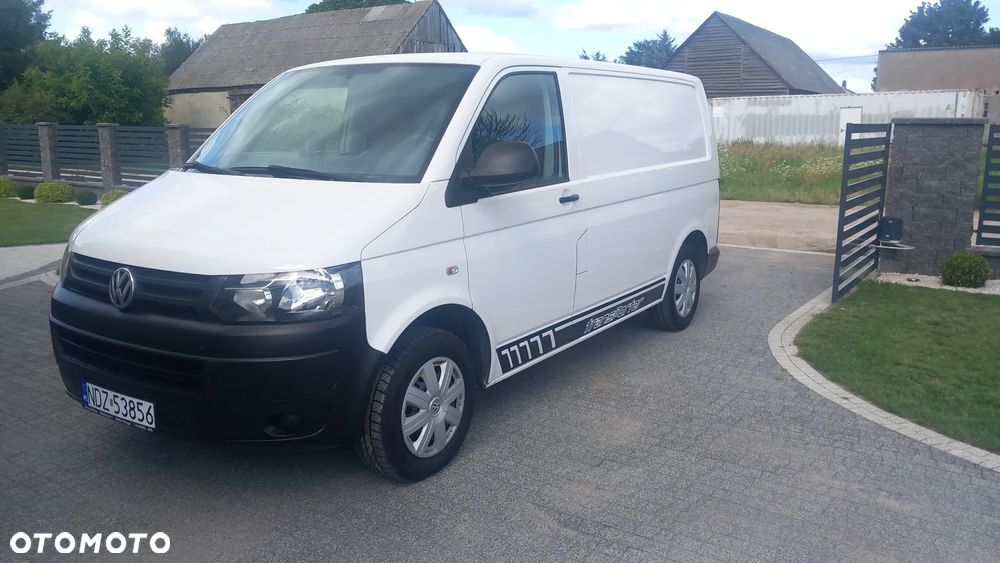 Volkswagen Transporter - 2
