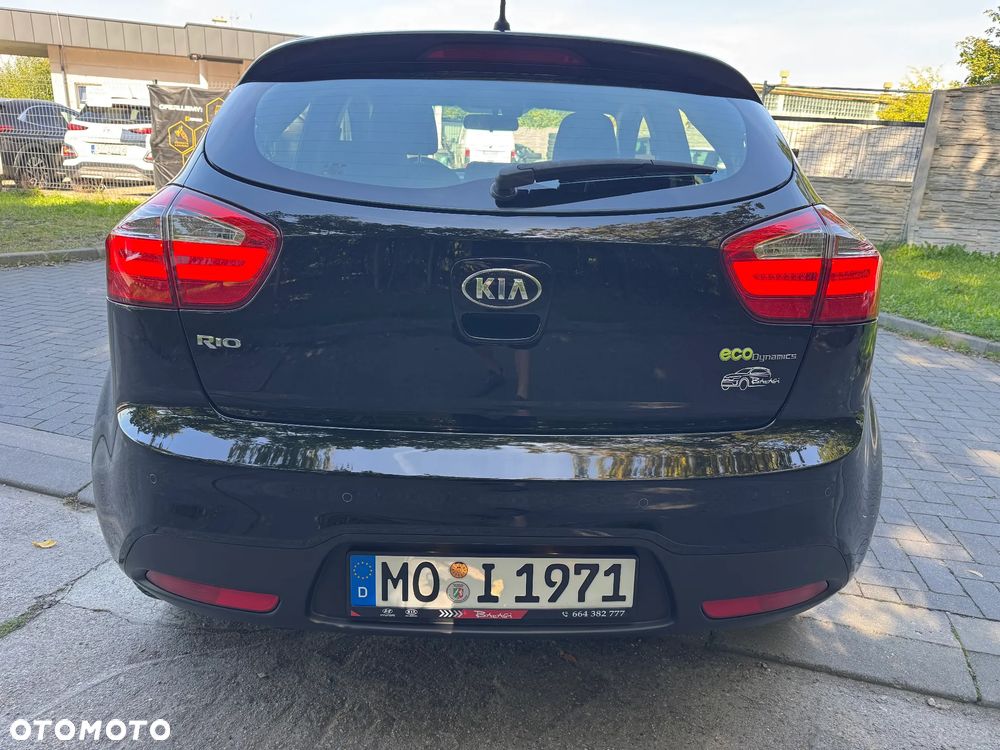 Kia Rio - 17