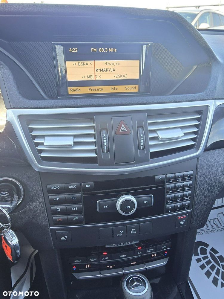 Mercedes-Benz Klasa E - 26