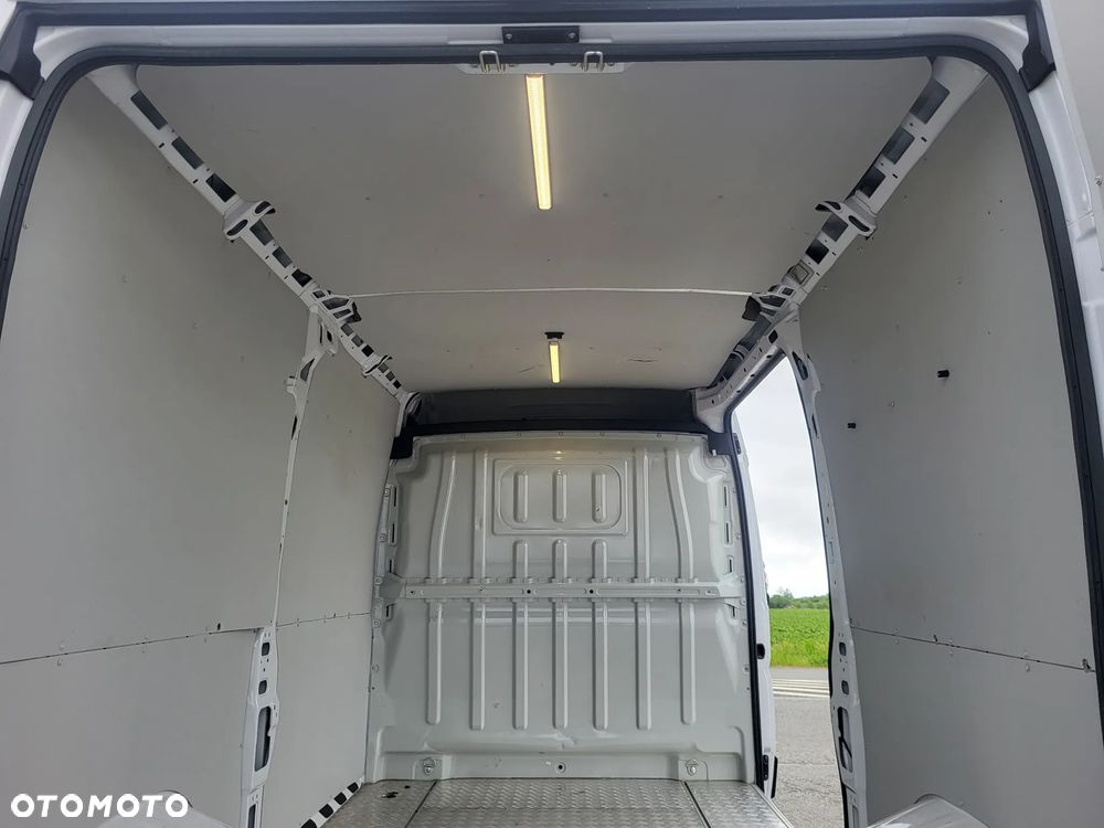 Peugeot BOXER L2H2 - 8