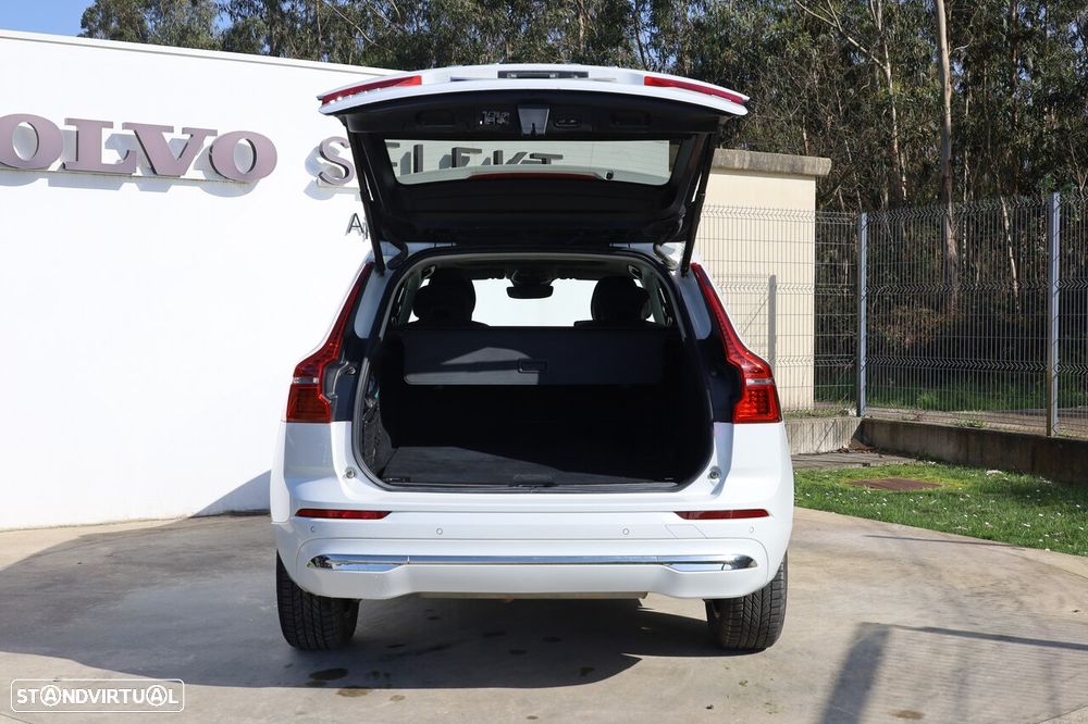 Volvo XC 60 2.0 T6 PHEV Inscription Expression AWD - 4