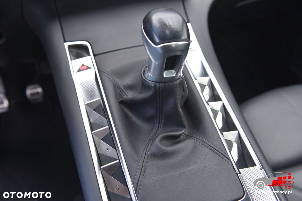 DS Automobiles DS 7 Crossback - 31