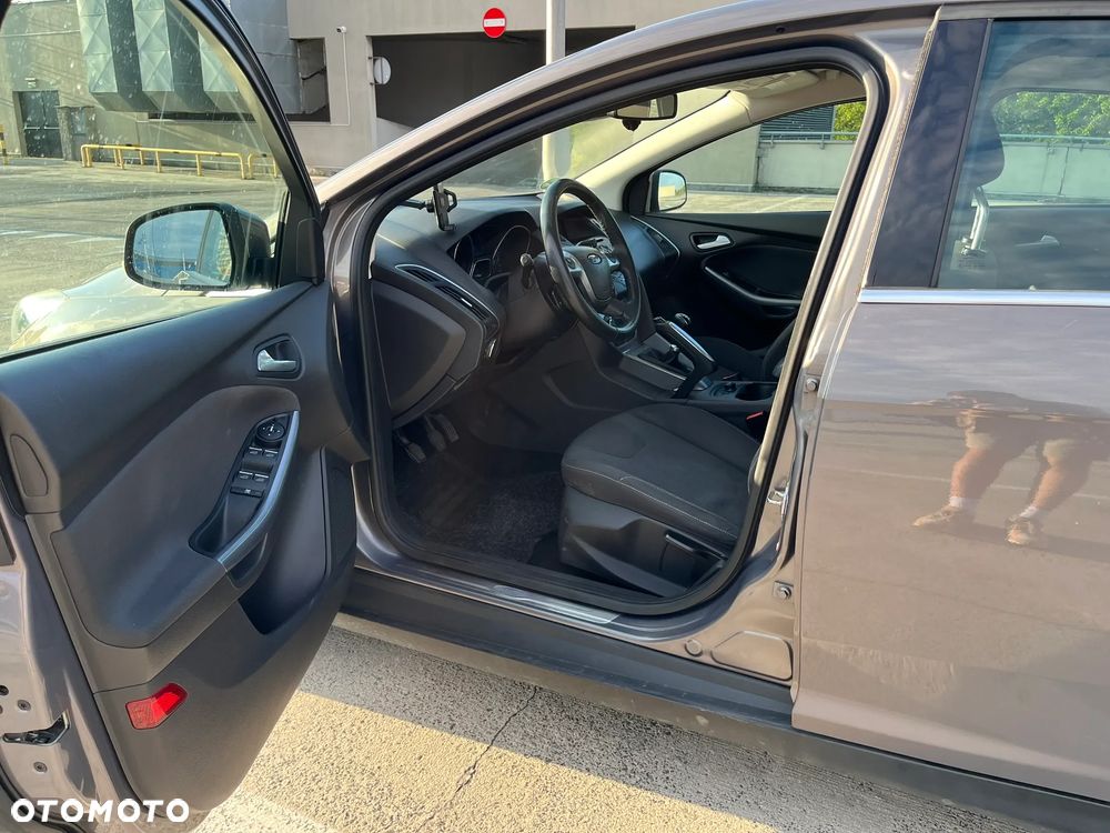 Ford Focus 1.6 EcoBoost Titanium - 10