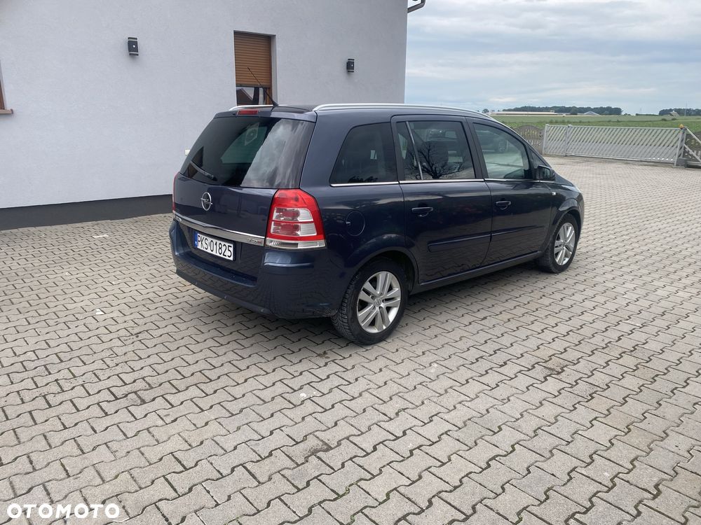 Opel Zafira - 4
