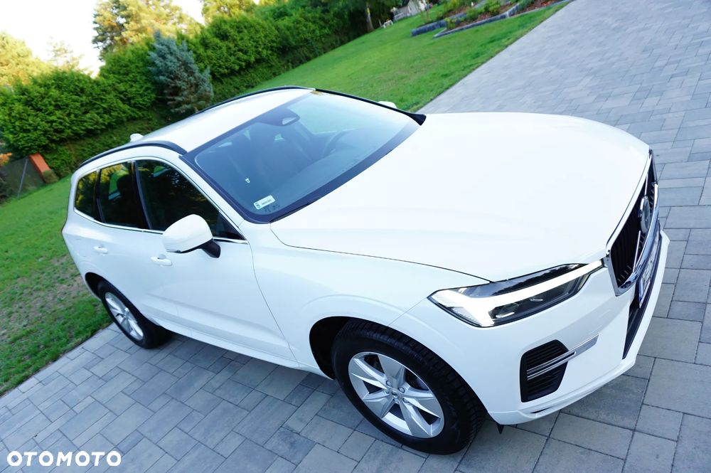 Volvo XC 60 B4 B Momentum Pro - 4