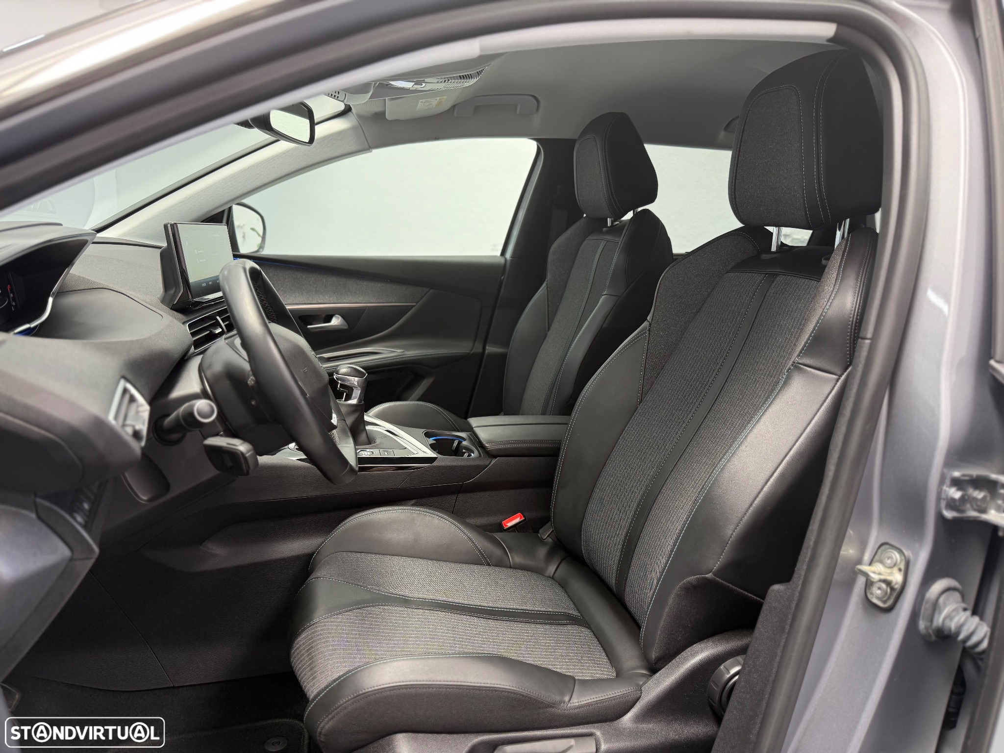 Peugeot 5008 1.5 BlueHDi Allure - 18