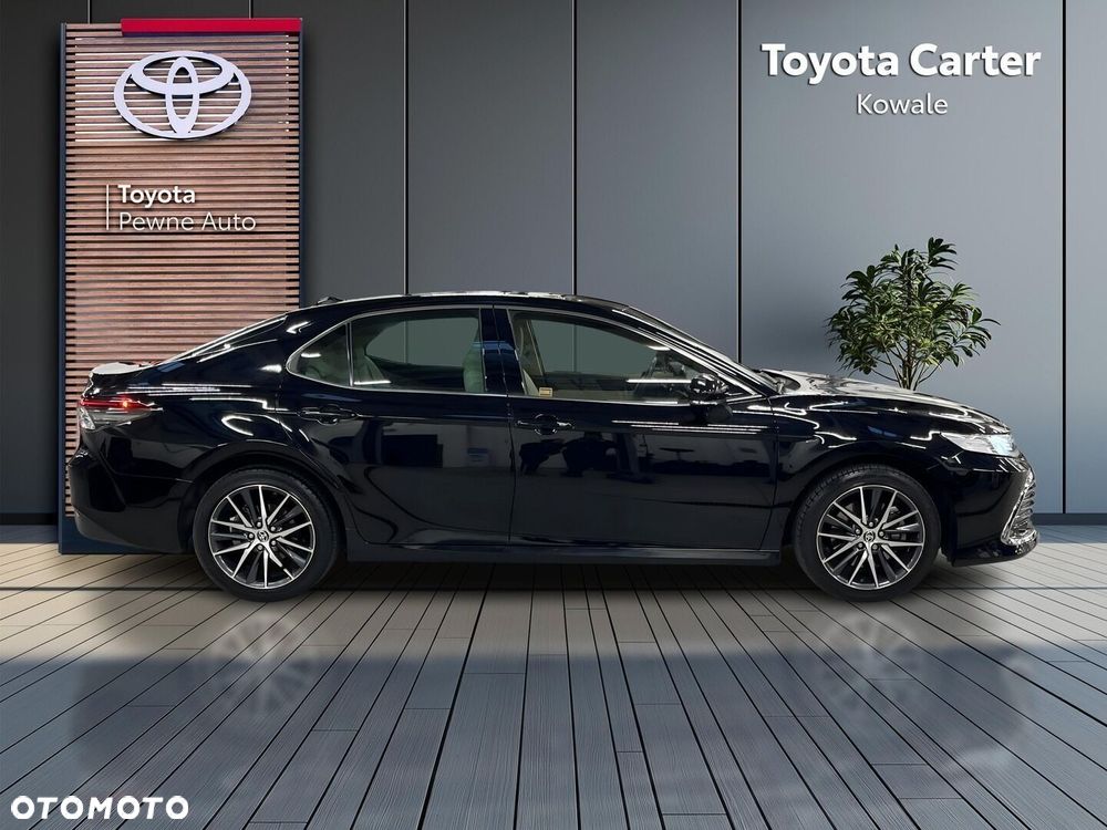 Toyota Camry 2.5 Hybrid Executive CVT - 8