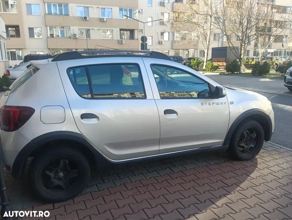 Dacia Sandero 1.5 dCI Laureate - 2