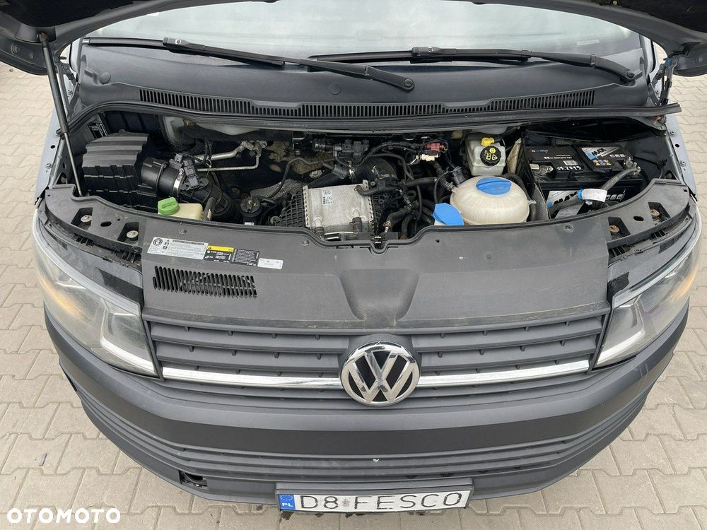 Volkswagen Transporter - 14