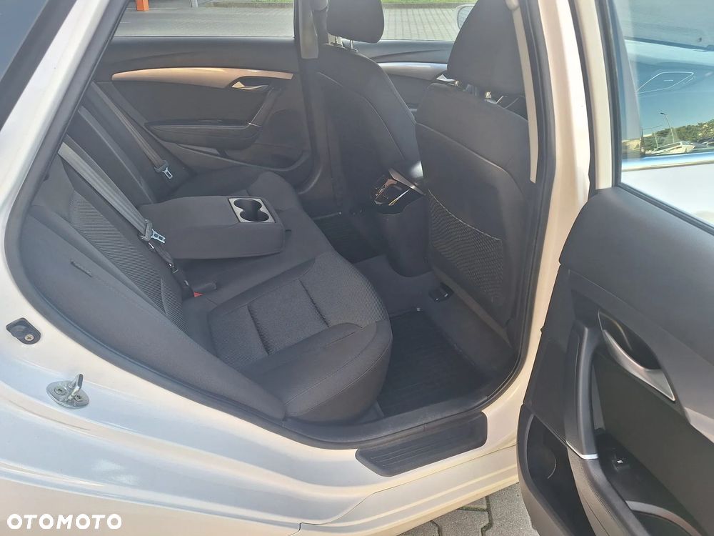 Hyundai i40 1.7 CRDi Comfort - 10