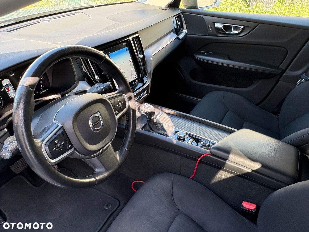 Volvo V60 D4 AWD Momentum Pro - 18