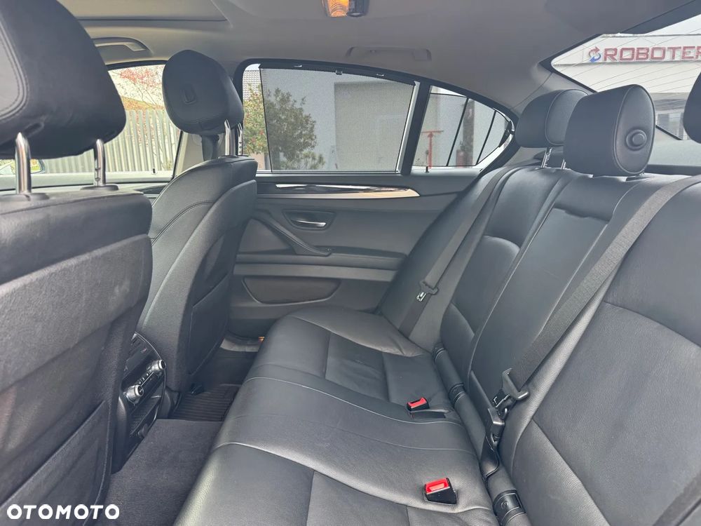 BMW Seria 5 520d xDrive Luxury Line - 8